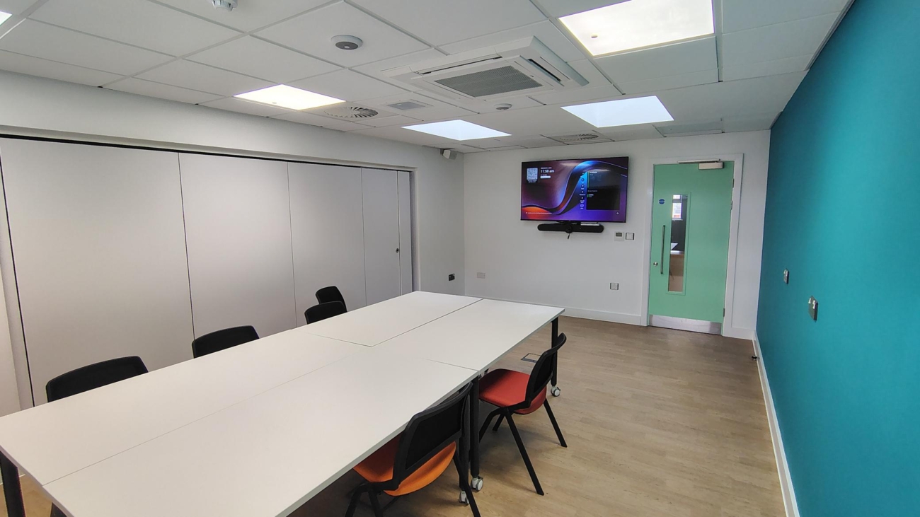 Hybrid Meetings Hero